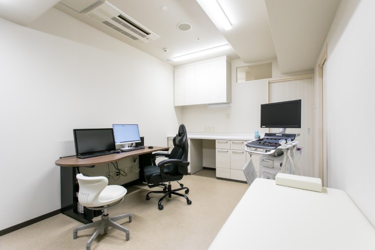 診察室1